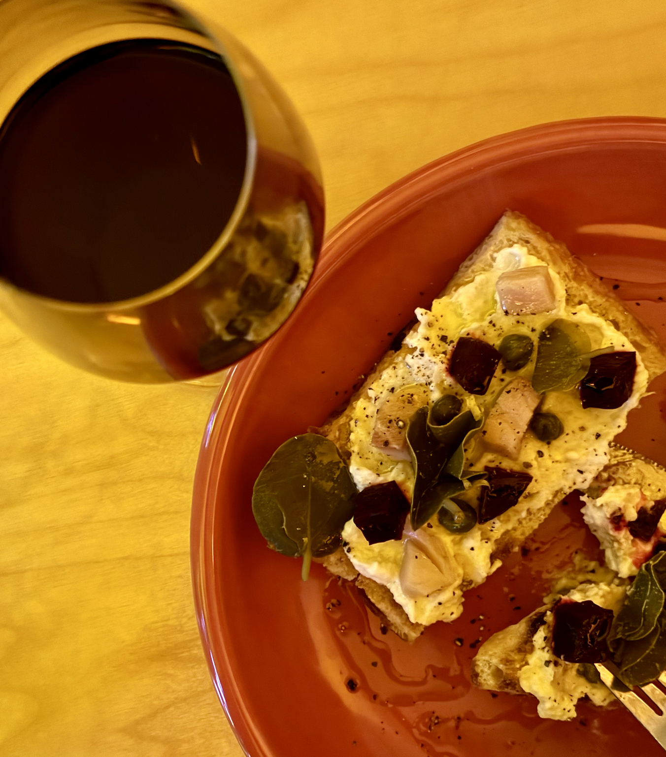 super ioulios Thessaloniki wine